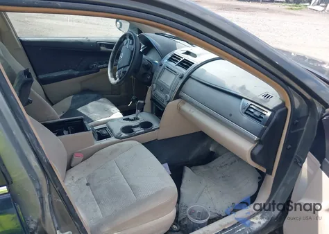 2012 Toyota Camry Le z USA, uszkodzony, nr VIN 4T1BF1FK5CU514845